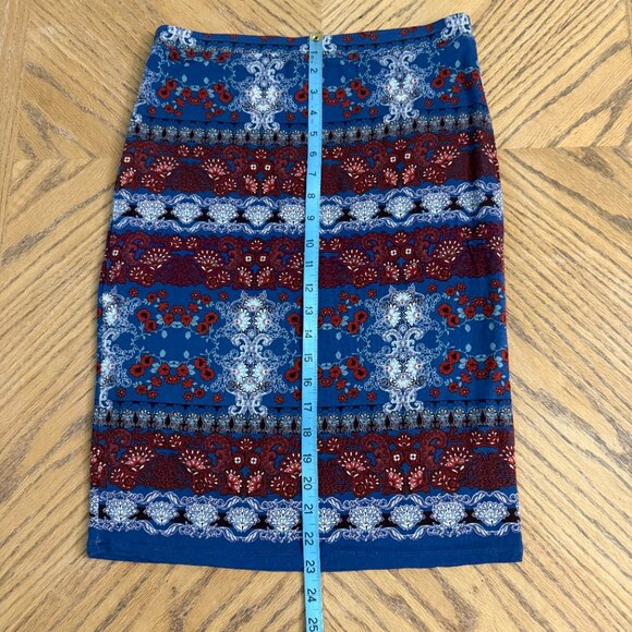 Chelsea & Violet Multicolor Geometric Pattern Stretch Pencil Skirt Fully Lined - Picture 8 of 10